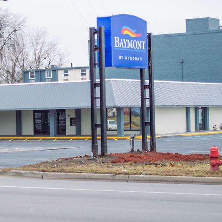 ホテル Baymont By Wyndham Ferndale/Royal Oak エクステリア 写真