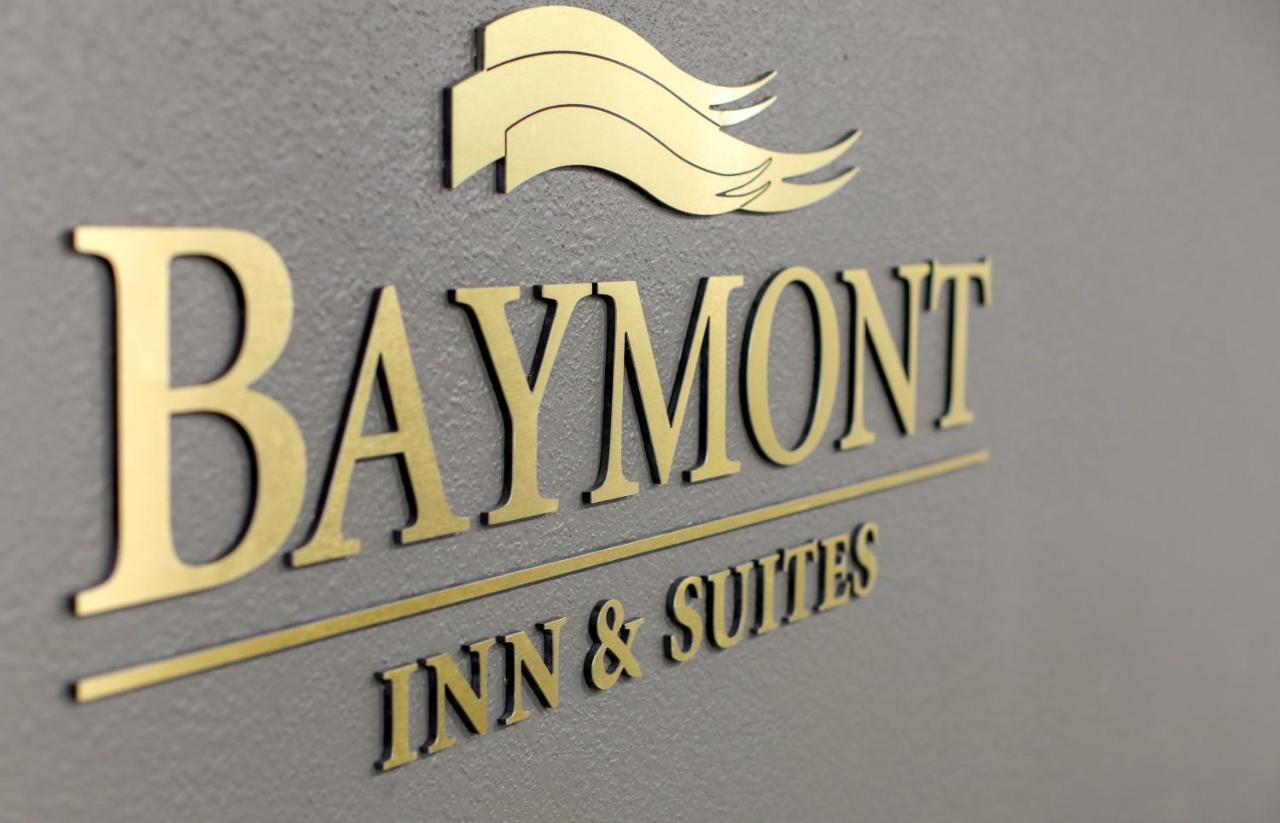 ホテル Baymont By Wyndham Ferndale/Royal Oak エクステリア 写真